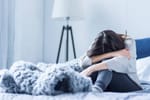 Tentatives de suicide et automutilations : les adolescentes restent les plus touchées