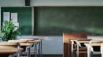 Guyane : Déscolarisation et décrochage scolaire, l'école face à la précarité sociale