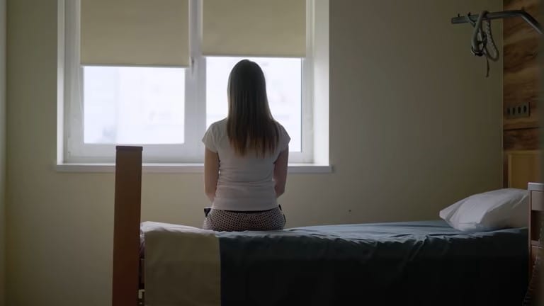Le manque de lits en pédopsychiatrie oblige à recourir à des solutions de fortune.