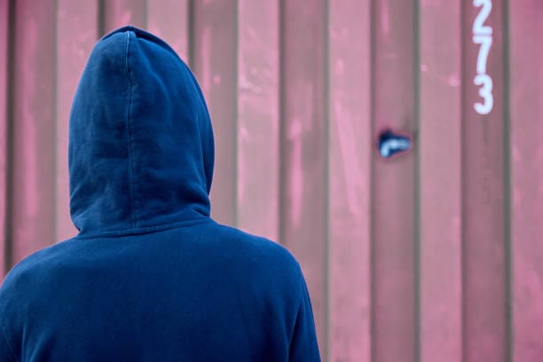 Les violences intrafamiliales constituent l’un des marqueurs les plus lourds des parcours de délinquance juvénile.