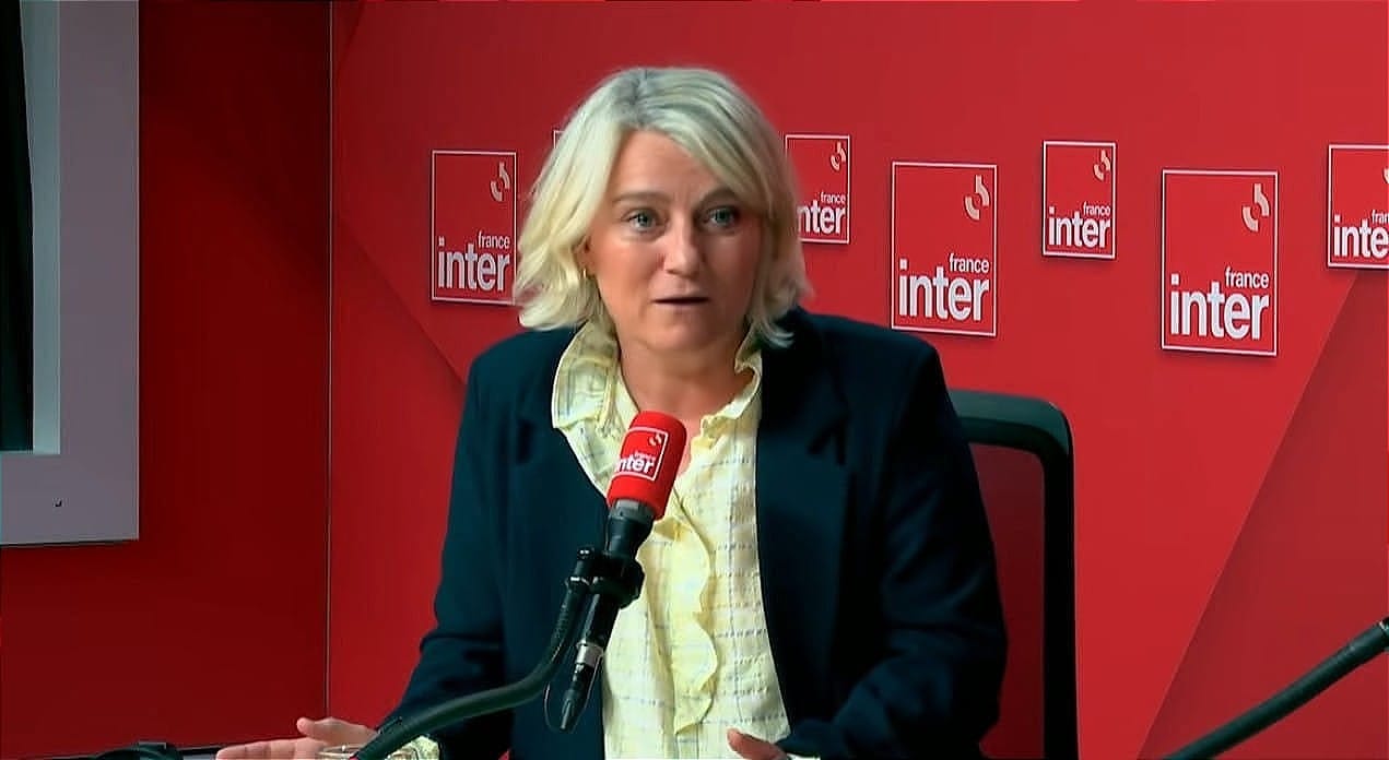La ministre des Familles Stéphanie Rist détaille le calendrier du projet de loi, « présenté au Conseil des ministres à la mi-mai » et « adopté avant la fin du quinquennat ».
