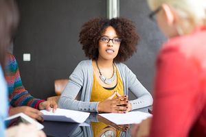 Le contrat d’engagement jeune entre en vigueur le 1er mars