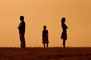 Une convention nationale pour "mieux coordonner les enjeux liés aux séparations parentales"