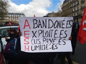 AESH : les syndicats réclament un groupe de travail ministériel pour renégocier la grille de rémunération