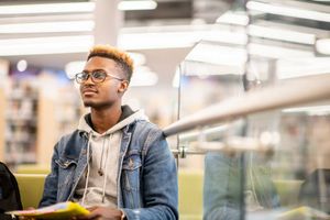 Contrat d’engagement jeune : 110 000 bénéficiaires en trois mois