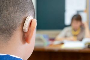 Les associations dénoncent "la dégradation" des conditions de scolarisation des enfants sourds