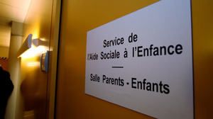 Aide sociale à l'enfance : fin 2021, 377 000 mesures sont en cours