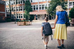 Assistants familiaux : radiographie d'une profession en crise