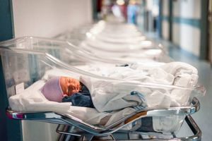Mortalité infantile : les mesures de prévention envisagées par le ministre de la Santé