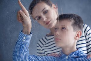 Trouble du spectre de l’autisme : améliorer la qualité des interventions sanitaires et médico-sociales auprès des enfants et adolescents