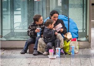 En France, près de 2000 enfants sont contraints de dormir à la rue, selon des associations