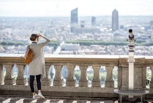 Métropole de Lyon : près de 2000 bénéficiaires du « Revenu solidarité jeunes » deux ans après son lancement