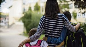 Aide sociale à l'enfance : "les enfants qui vivaient avec leur mère sont surreprésentés dans les placements"
