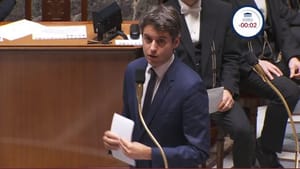 ASE : les précisions de Gabriel Attal sur le dispositif « Scolarité protégée »