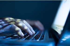 Le site controversé Coco.gg fermé par la justice : « une victoire pour les acteurs de la protection de l'enfance en ligne »