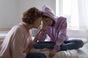 Santé mentale des mineurs : un plan d’urgence parlementaire