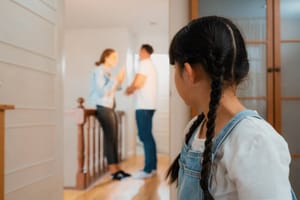 Violences faites aux femmes et effets collatéraux sur les enfants : bilan 2024 du 3919