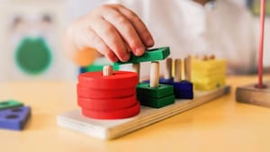 Le service public de la petite enfance face aux défis budgétaires locaux
