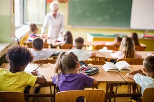 En France, 20 % des élèves affrontent dès l’école de fortes inégalités sociales