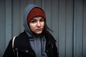 Jeunes majeurs de l’ASE : la Cour des comptes pointe un « risque majeur de pauvreté »