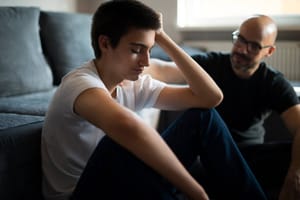Santé mentale : « Les départements sont parfois impuissants à garantir la prise en charge des enfants confiés à l’ASE »