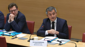 Accès à la justice des mineurs : Gérald Darmanin face à l’urgence outre-mer