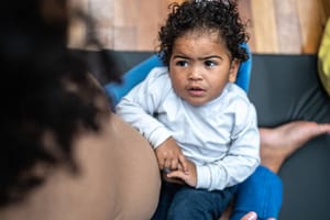 Hébergement d’urgence : le juge impose la continuité au nom de la protection de l’enfance