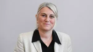 Protection de l’enfance : le gouvernement présentera sa réforme début 2026