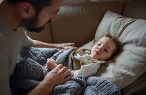 Allocation journalière de présence parentale : faut-il en finir avec l’allocataire unique ?