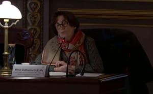 « L’indicible peut être inaudible » : l’inceste entre déni familial et épreuve du procès