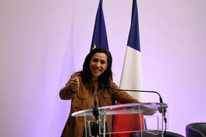 Soutien à la parentalité : un « nouveau souffle » annoncé, des propositions attendues en juin