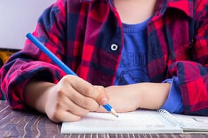 Enfants protégés : sécuriser la scolarité pour rompre avec l’échec annoncé