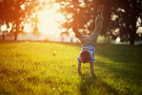 Besoins fondamentaux de l'enfant : les fiches pratiques de CNAPE pour "favoriser une culture commune" au sein des équipes éducatives
