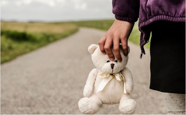 La revue "Mémoires" : Enfance réfugiée - Grandir malgré l’épreuve