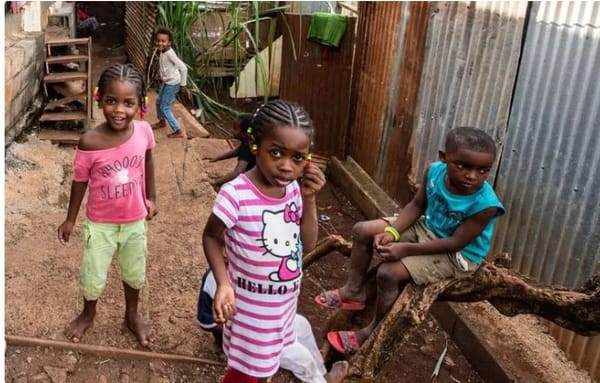 À Mayotte, changer le droit du sol ne fait pas forcément baisser le nombre de naissances issues de parents étrangers