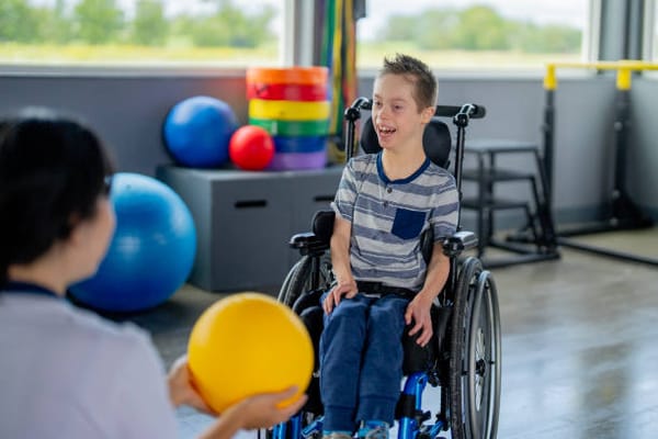 Accompagnement des enfants handicapés : l’offre publique en péril