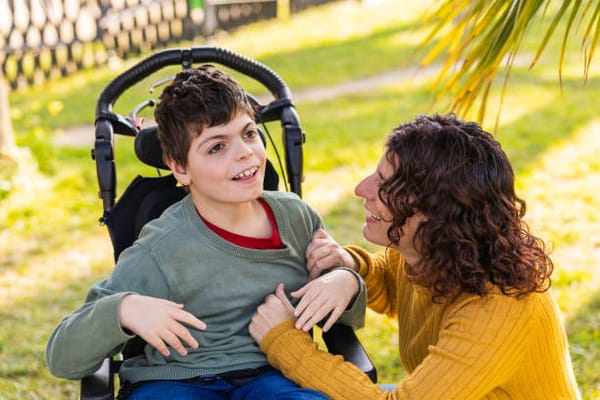 Aidance et carrière : le dilemme des mères d’enfants handicapés
