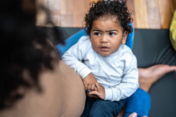 Hébergement d’urgence : le juge impose la continuité au nom de la protection de l’enfance