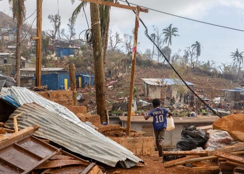 Mayotte : un an après Chido et Dikeledi, une enfance qui tient debout dans les ruines