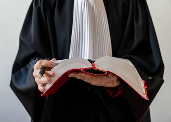 Enfance en danger : dix chiffres pour mesurer la pression judiciaire en 2024