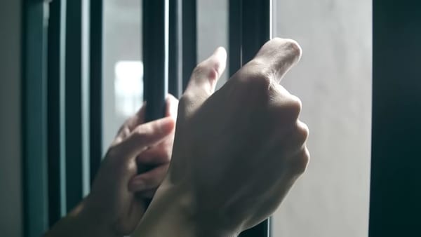 Mineurs au quartier disciplinaire : à Bordeaux-Gradignan, l’école passe à la trappe